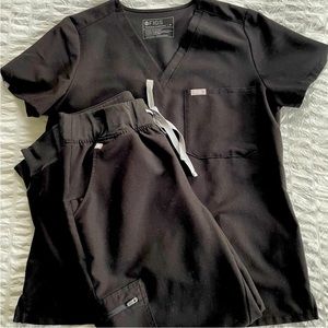 Figs Black set medium